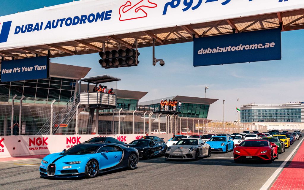 luxury-network-uae-with-gear_up-events-for-supercar-track-day-dubai-autodrome