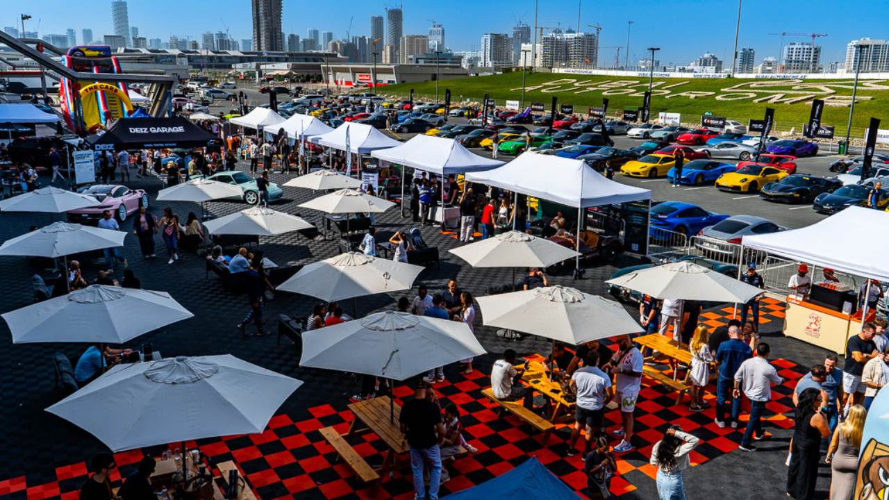 GEAR UP EVENTS PRESENTS_ SUPERCAR TRACK DAY AT THE DUBAI AUTODROME (2)