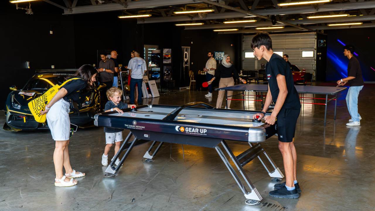 GEAR UP EVENTS PRESENTS_ SUPERCAR TRACK DAY AT THE DUBAI AUTODROME (7)